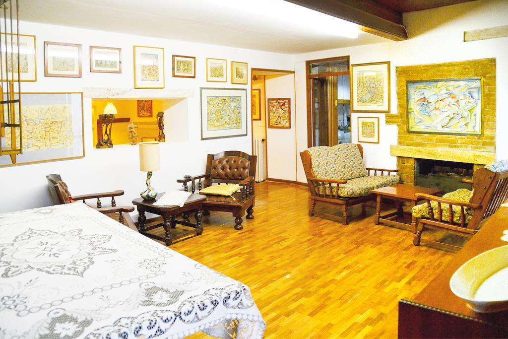 La Casa Dell'Artista Bed & Breakfast แฟร์โม ภายนอก รูปภาพ